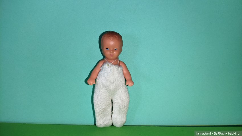 Резиновый пупсик Tebu Теоdor Buschbaum, высота 9 см (фото 3)