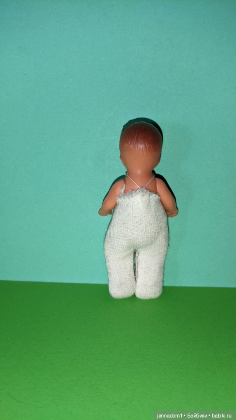 Резиновый пупсик Tebu Теоdor Buschbaum, высота 9 см (фото 2)