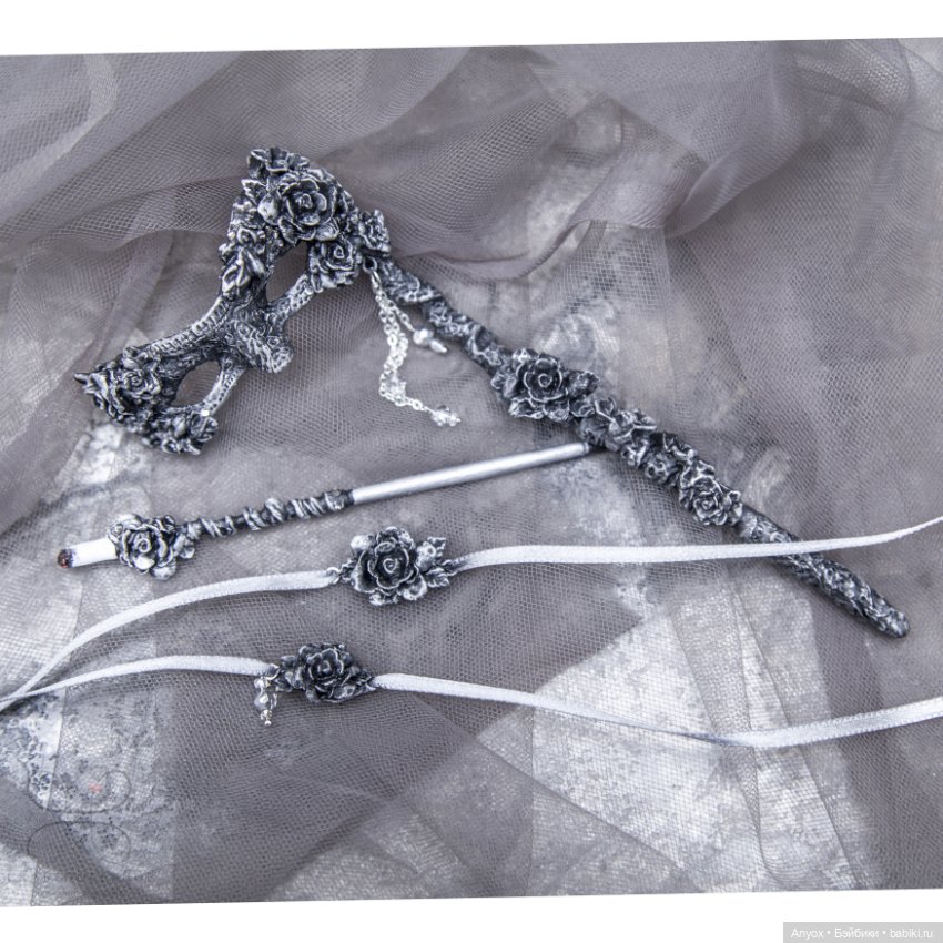 Комплект Маскарад (Парик, Платье, аксессуары) можно раздельно