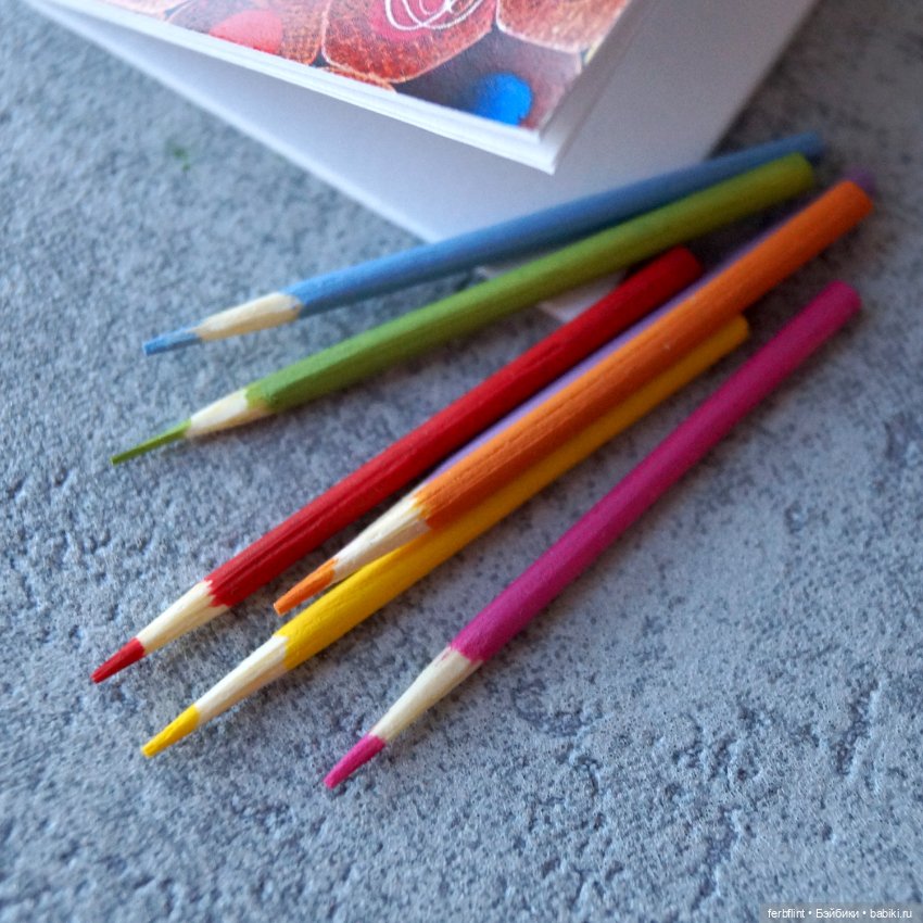 Набор скетчбук и карандаши (в масштабе 1:6) (фото 2)