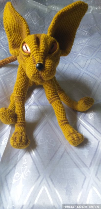 Вязаный сфинкс на металлическом каркасе (фото 8)