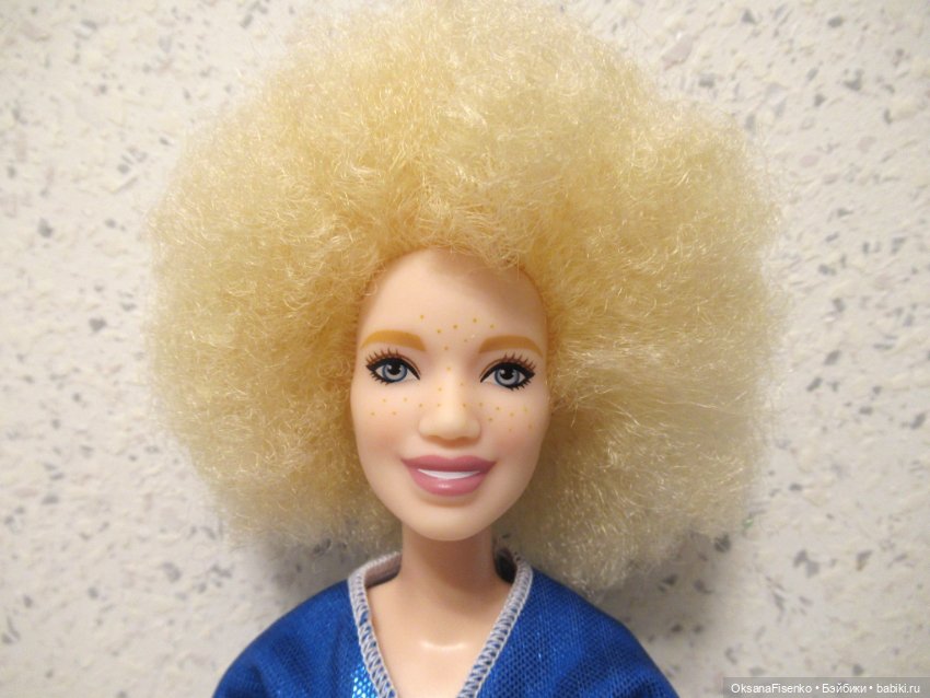 Albino barbie fashionista sale