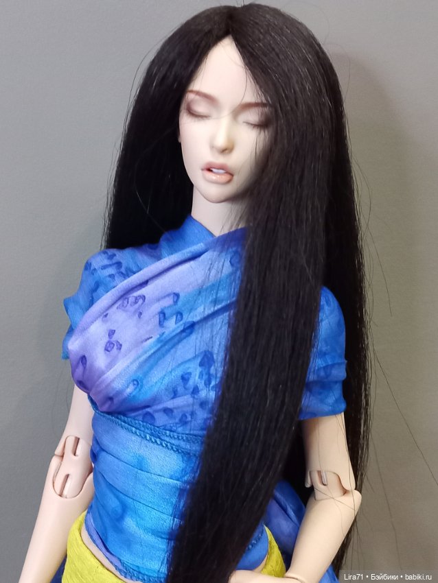 Парик длинный на окружность 13-14 см