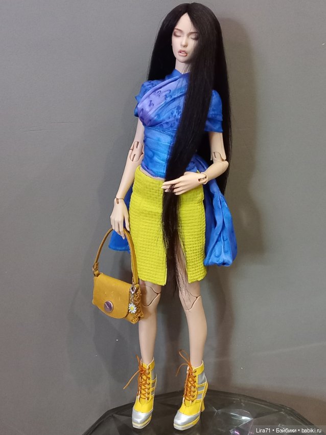 Парик длинный на окружность 13-14 см