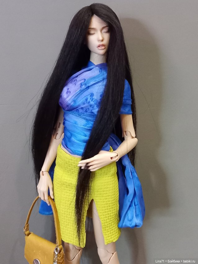 Парик длинный на окружность 13-14 см