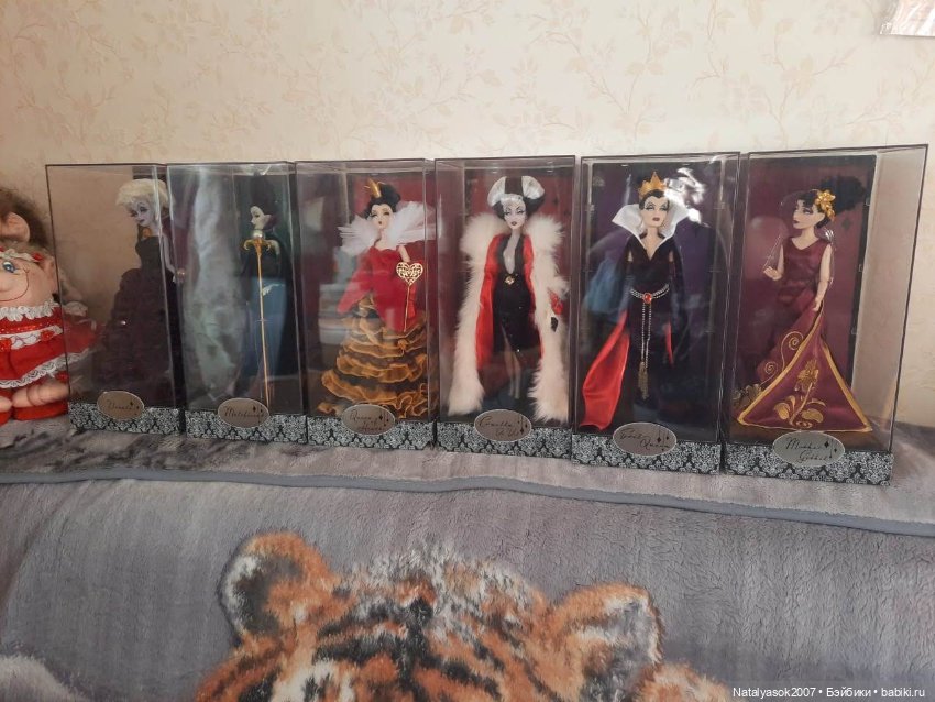 Лот лимитированных кукол злодеек Диснея (фото 9)