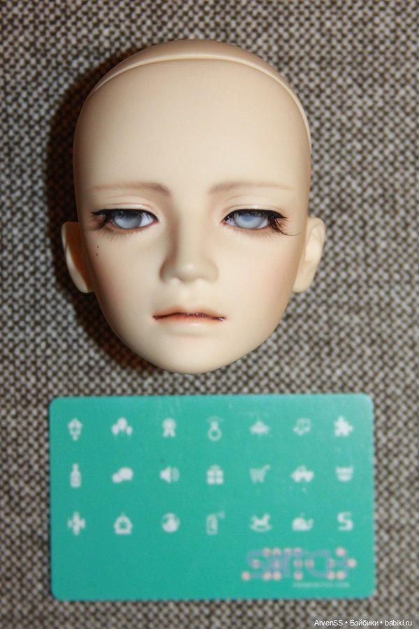 Голова SWITCH Milhwa с фирменным макияжем