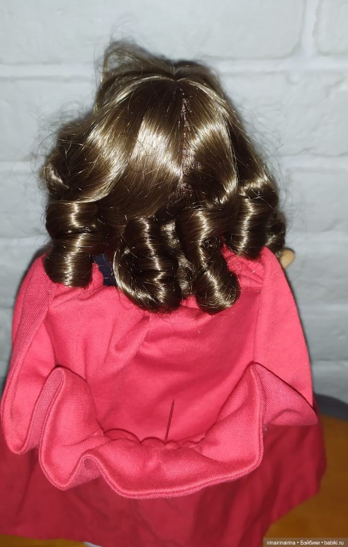 Красная Шапочка, полностью фарфоровая (422,1) (фото 5)