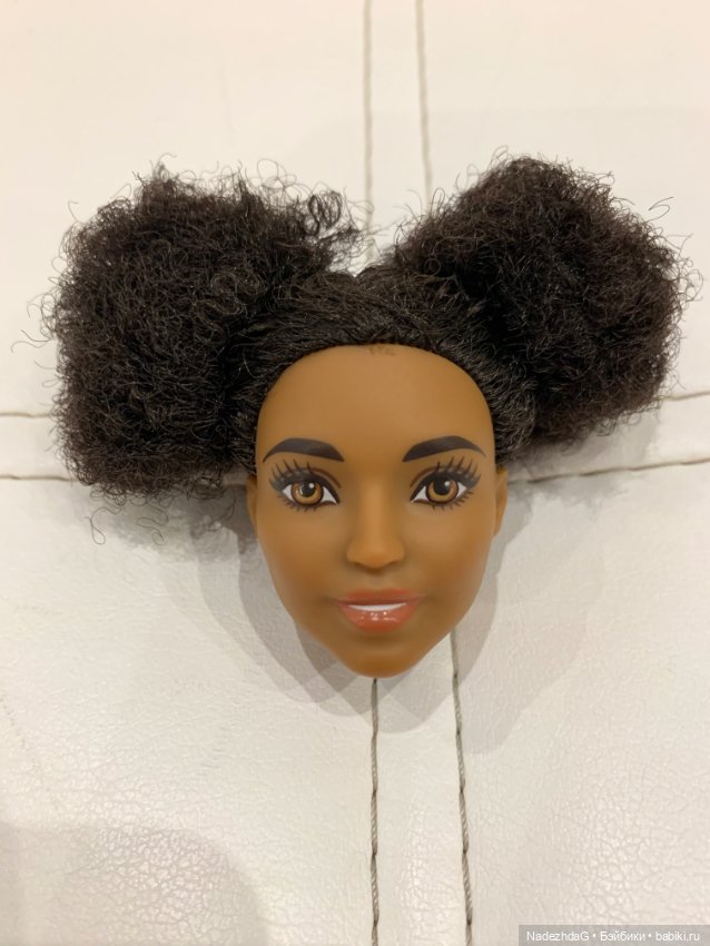 Голова Barbie Фашионистас 80