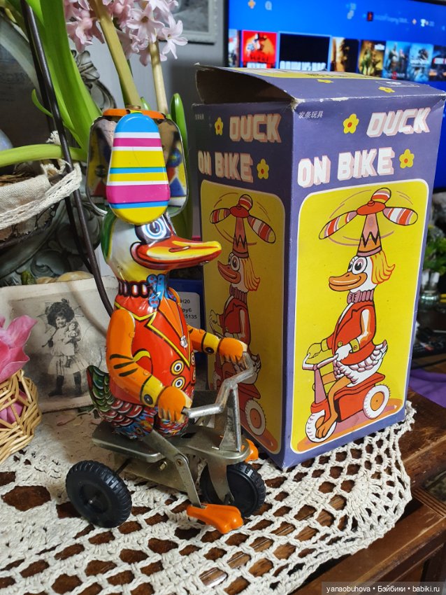 Заводная винтажная игрушка в родной коробке. Китай