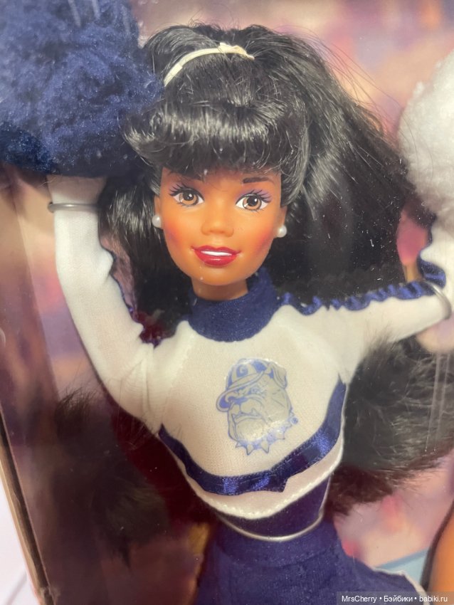 Девочка чирлидер / Georgetown University Barbie Cheerleader (фото 8)