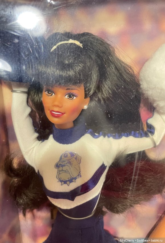 Девочка чирлидер / Georgetown University Barbie Cheerleader