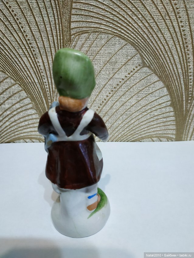 Статуэтка " Девочка с азбукой" завод Бронницы 40-50гг СССР (фото 3)