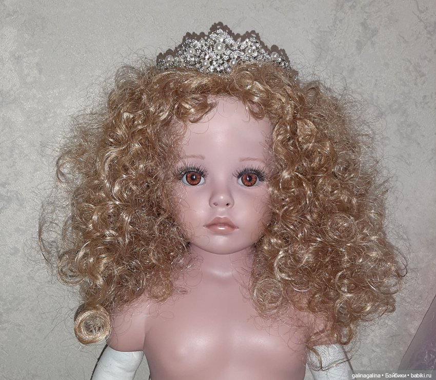 Парички для куколок б/у, но хорошие (фото 3)