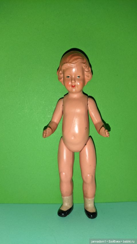 Керамическая куколка с рельефными волосами Tebu, высота 18 см