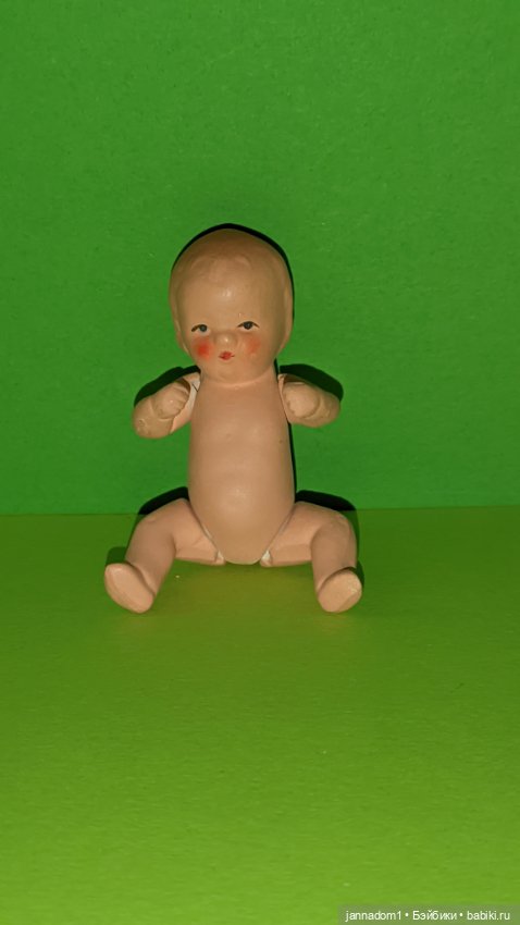Керамический пупсик Hertwig 1508, высота 8 см