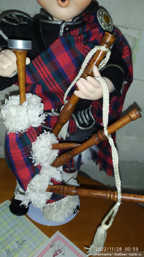 Karen Scott, Шотландский мальчик с волынкой (427.3) (фото 5)