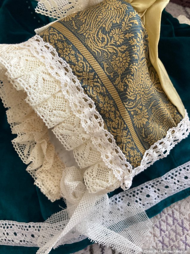 Головной убор для антикварной красавицы (фото 6)