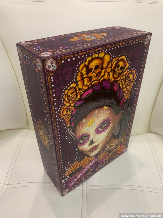 Коробка с подставкой Barbie Dia De Muertos 3 , Диа Де Муэртос 3