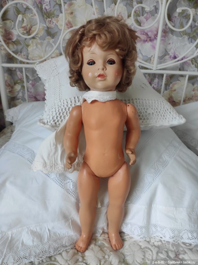 Красивая кукла без маркировки