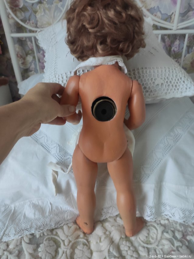 Красивая кукла без маркировки (фото 9)