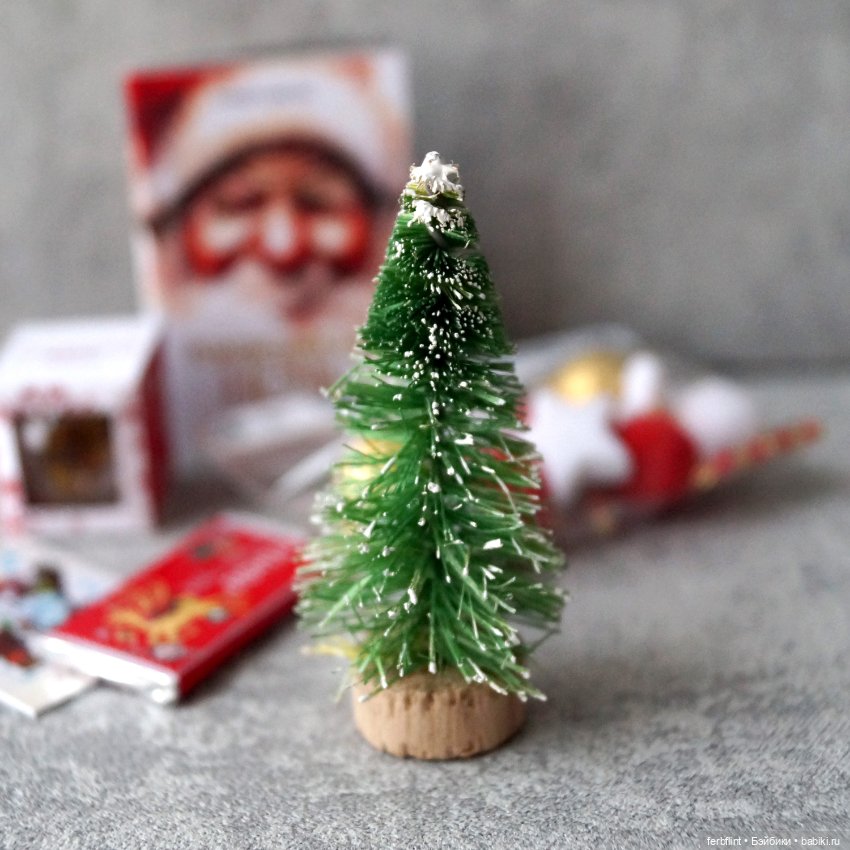 Новогодний набор №4 в масштабе 1:6 (фото 4)