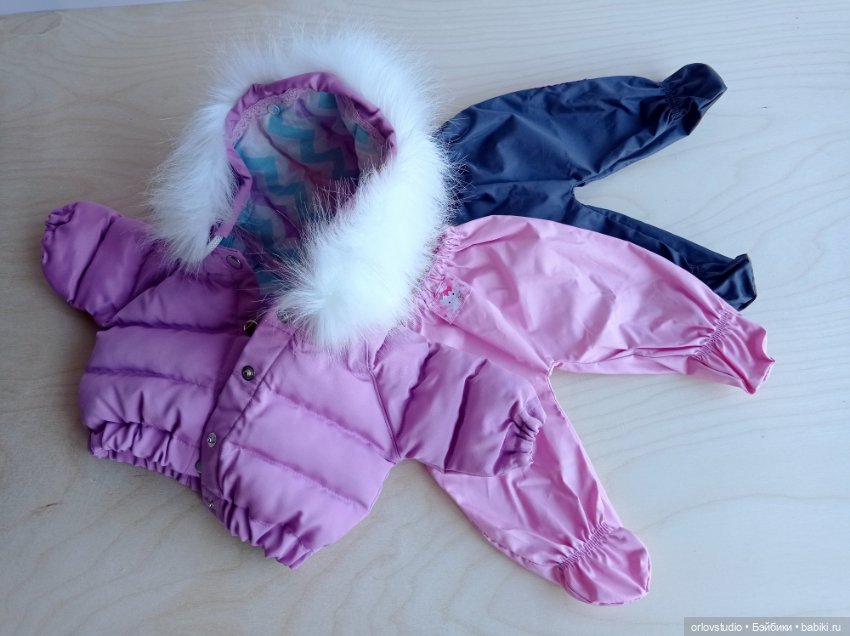 Пуховик и двое штанишек для малышей (фото 2)