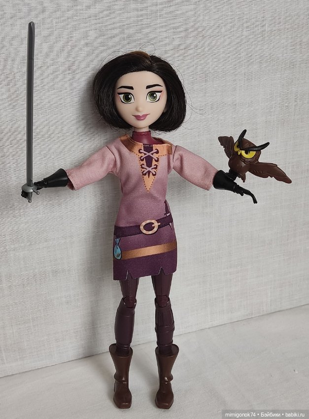 Кассандра с совой(мульт-сериал «Рапунцель: Новая история») от Хасбро