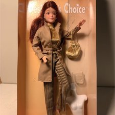 Кукла типа барби из коллекции Designers choice в очень красивом аутфите