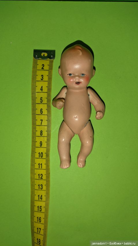 Керамический пупсик Hertwig с открытым ротиком, высота 10 см