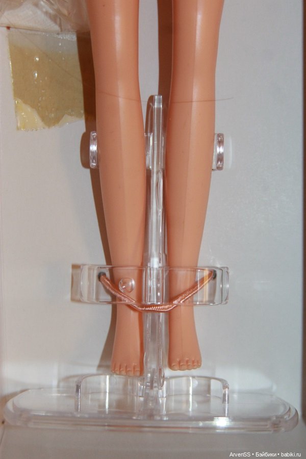 TAKARA Doll Jenny's Club Members Limited Edition Jenny Friend Julia (фото 5)