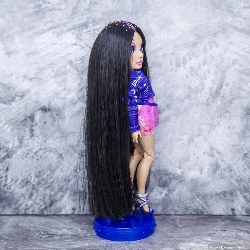 Парик для кукол Rainbow High - черный, длинный со стразами (фото 4)