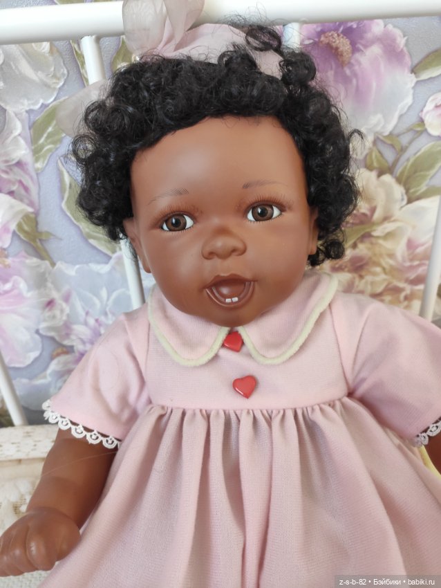 Шоколадный пончик — Фарфоровые куклы (фото 2)