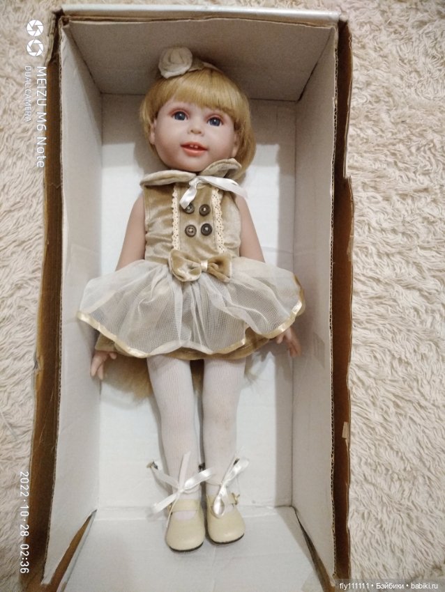 Новая, красивая, размера Готц 50 см, волосы длинные, паричек