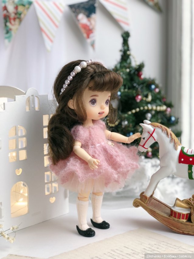 PDF Мастер-Класс по вязанию платья "Неженка" для кукол Xiaomi Monst