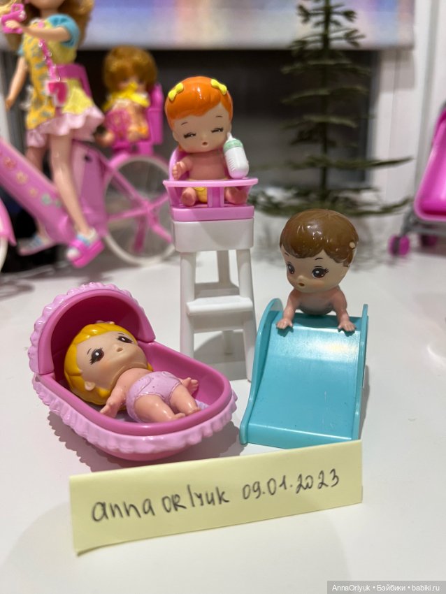 Малыши Takara комплект 3 пупсика с аксессурами (фото 2)