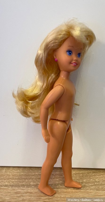 Party ‘n’ play Stacie / Стейси , сестричка Барби (фото 4)