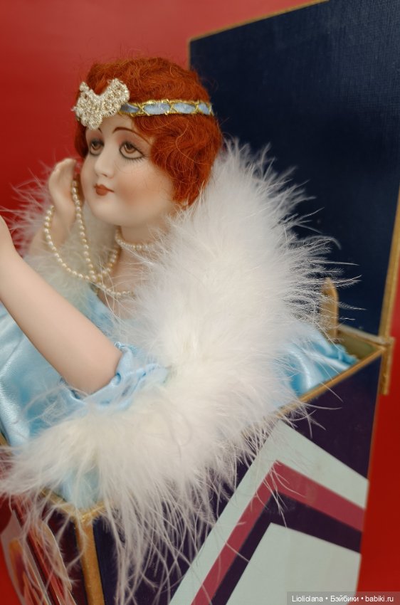 Фарфоровая кукла - половинка. Музыкальная. Шарманка. США (фото 6)