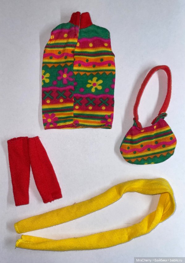 Частичные наборы одежды для Барби из серии United Colors of Benetton