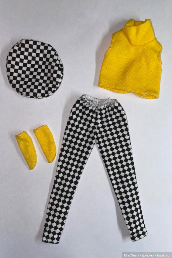 Частичные наборы одежды для Барби из серии United Colors of Benetton