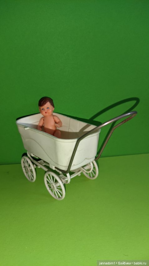 Коляска пластмассовая для пупсика, ГДР (фото 5)