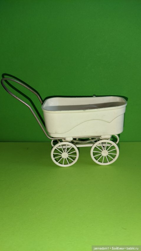 Коляска пластмассовая для пупсика, ГДР (фото 3)