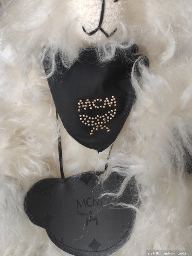 Фантазийный очень крутой мишка MCM (фото 2)