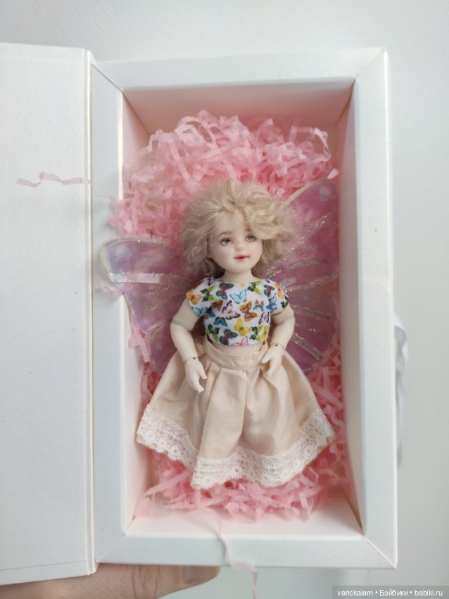 Миниатюрная шарнирная авторская кукла