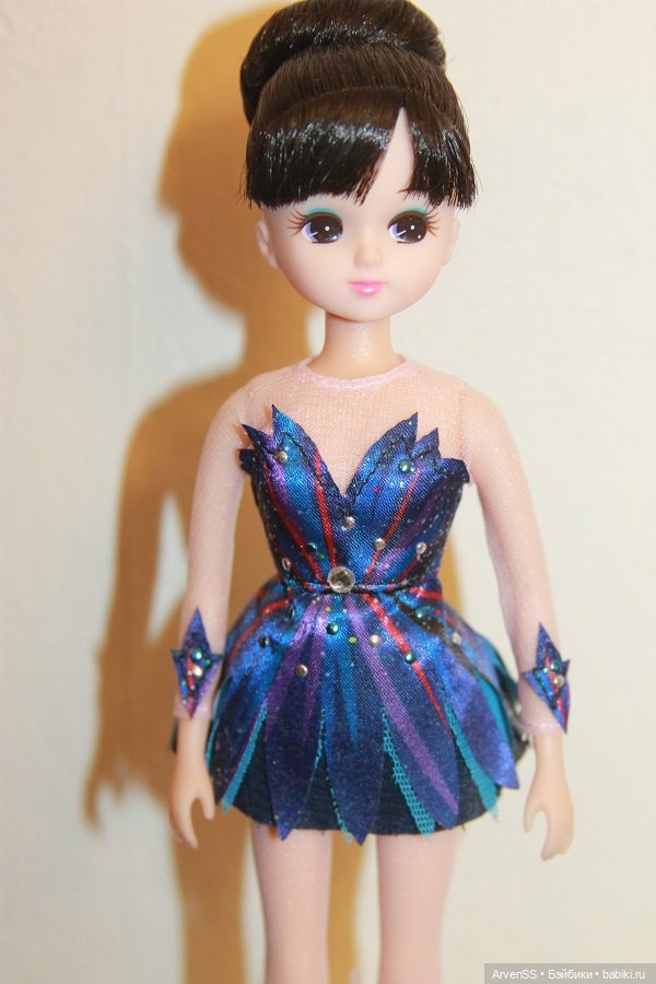 Лимитный выпуск Mao Asada Licca-chan doll set with frame stamp limited figure skating (фото 5)