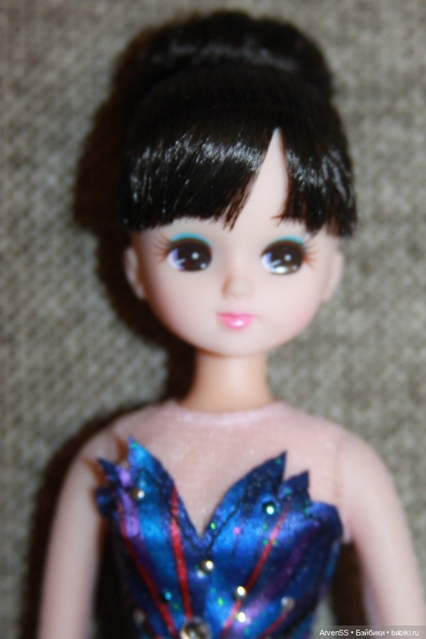 Лимитный выпуск Mao Asada Licca-chan doll set with frame stamp limited figure skating (фото 6)