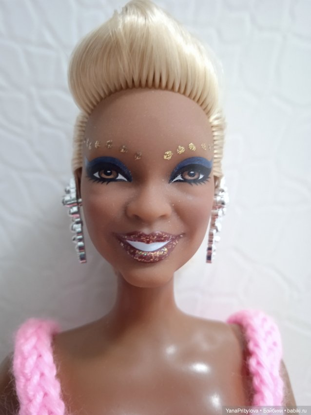 Миссис из "Излом времени"