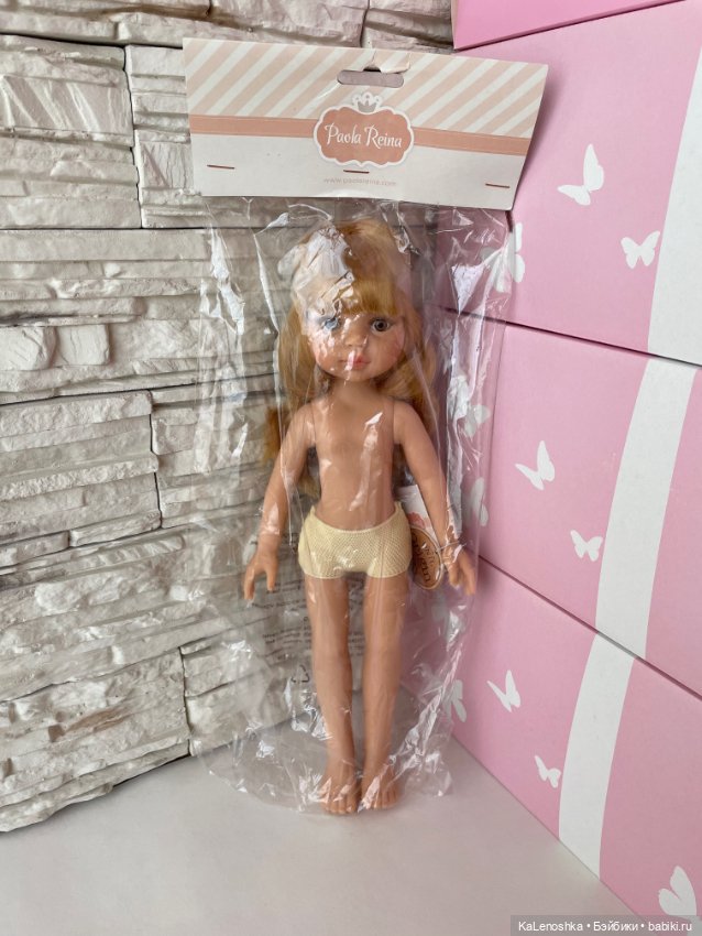 Даша с прямым пробором, челкой, медовыми глазами, Паола Рейна(Paola Reina), нюд