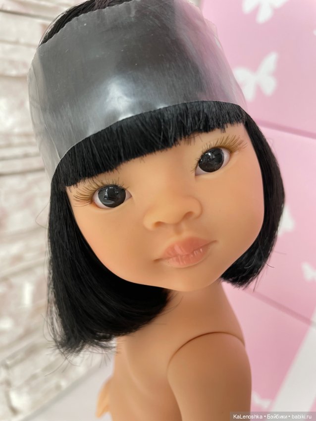 Лиу с каре и чёлкой, чёрными волосами, чёрными глазами Паола Рейна(Paola Reina), нюд (фото 8)