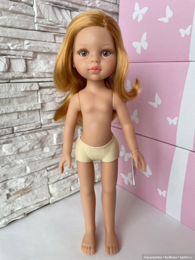 Даша с боковым пробором, медовыми глазами, золотыми волосами Паола Рейна(Paola Reina), нюд